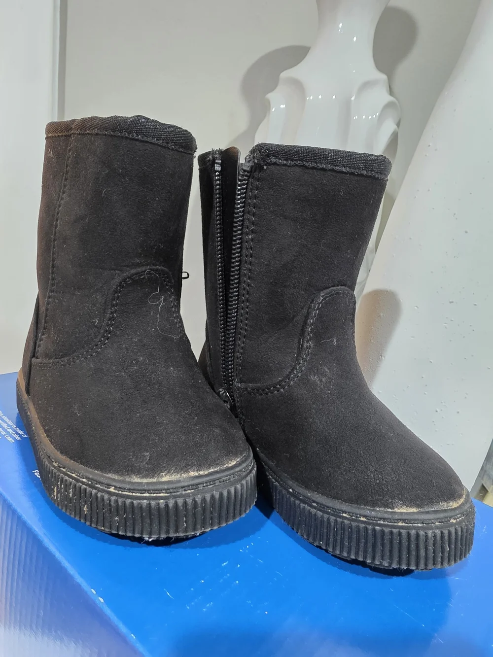 Cat & Jack Girls Black Suede-Look Zip Boots